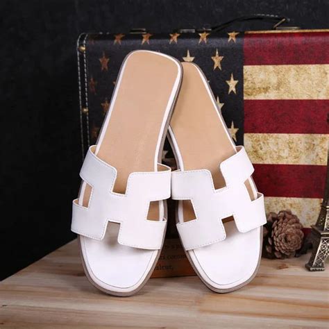 Luxury Designer Leather Slides For Women Summer Sandals In .